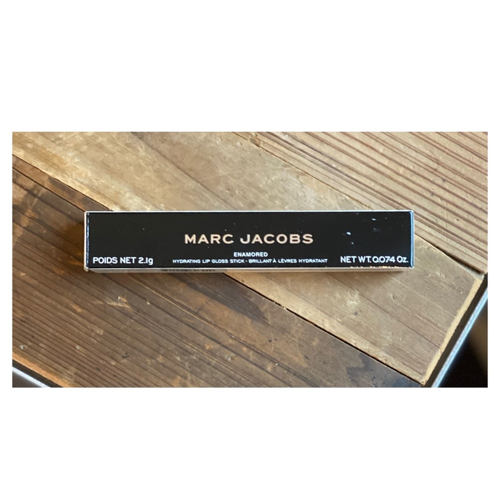 Marc Jacobs • Enamored • “Dancing Sheen” - Picture 2 of 7